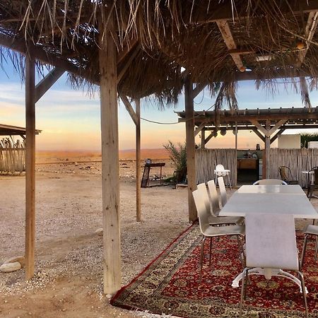 Tobiana Desert Lodging Negev 'Ezuz Екстериор снимка