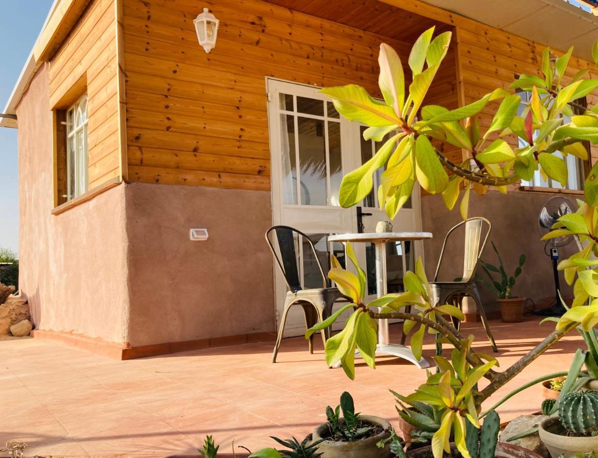 Tobiana Desert Lodging Negev 'Ezuz Екстериор снимка