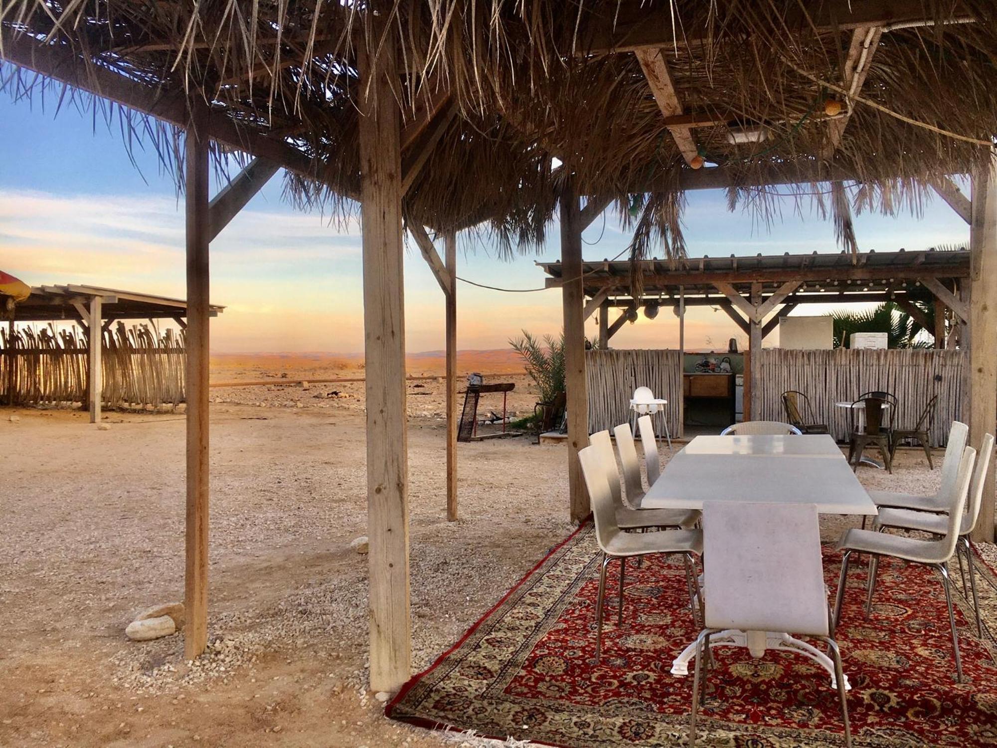 Tobiana Desert Lodging Negev 'Ezuz Екстериор снимка