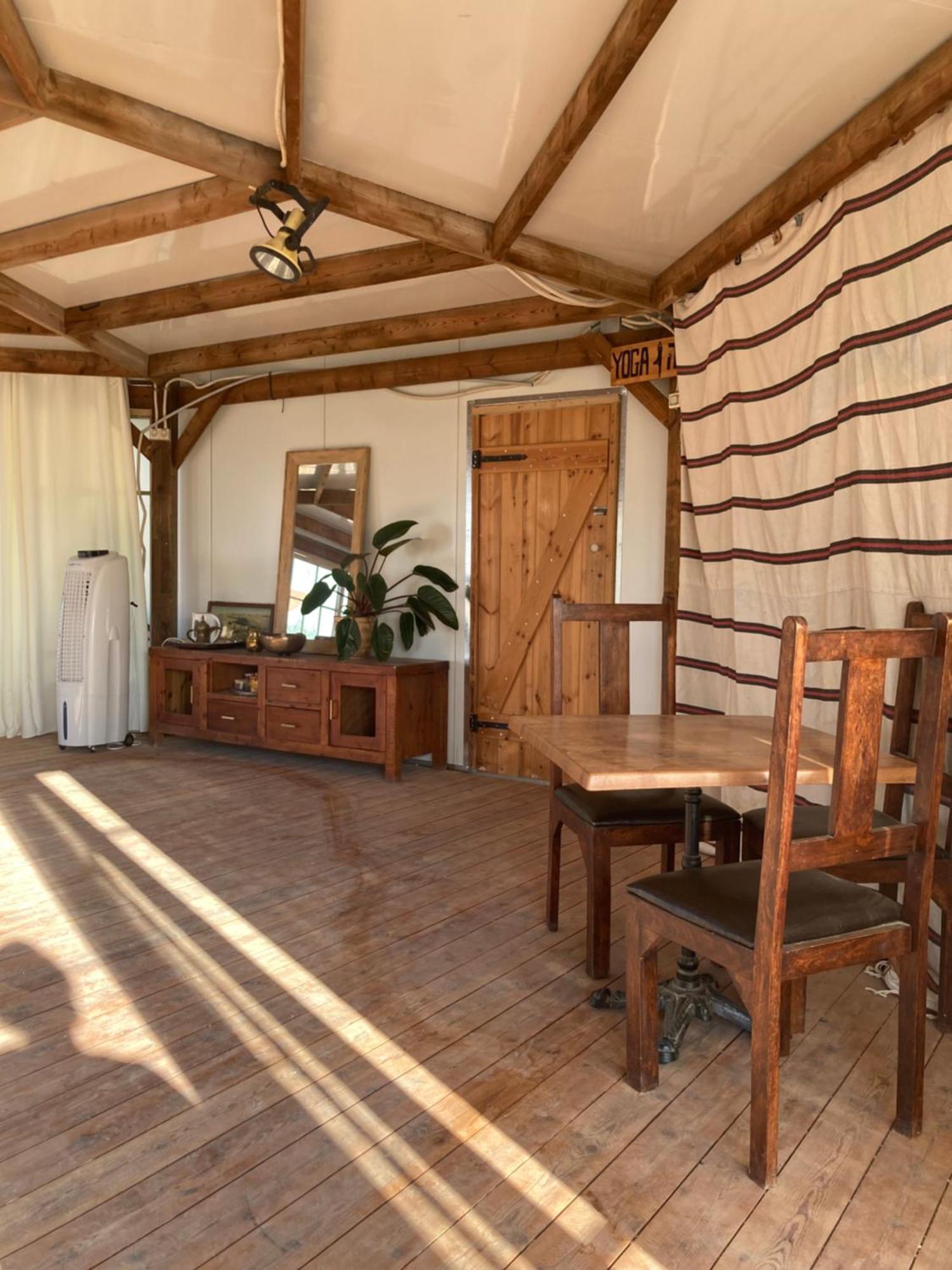 Tobiana Desert Lodging Negev 'Ezuz Екстериор снимка